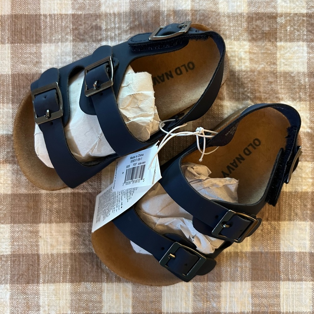 Old Navy Sandals - Navy Kids Size 5C